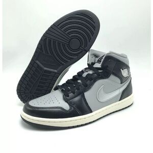 Nike Air Jordan 1 Mid SE Black Chrome FB9892-002 Women's  NWOB NEW